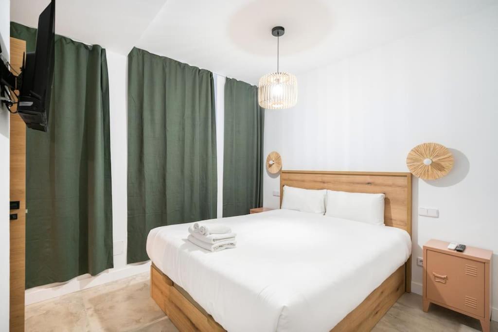 Nice Flat In Lavapies At Street Level S23A Madrid Exteriör bild