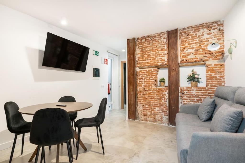 Nice Flat In Lavapies At Street Level S23A Madrid Exteriör bild